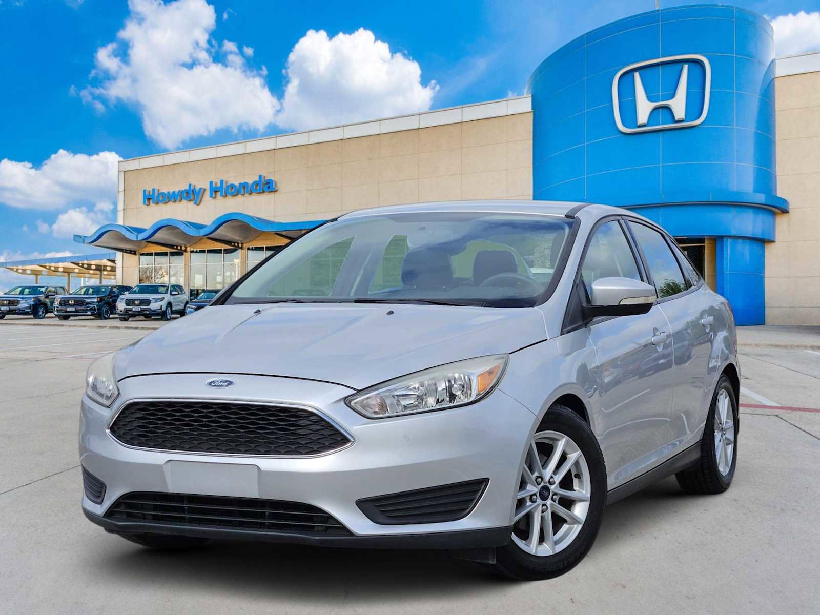 Used 2016 Ford Focus SE image 1