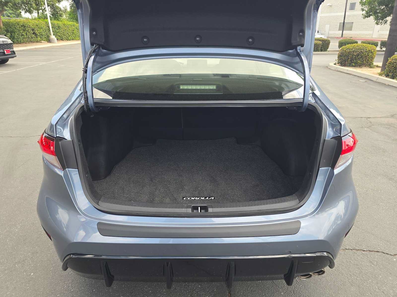 Certified 2026 Toyota Corolla SE w/ Carpet Mat Package (TMS) FWD image 14