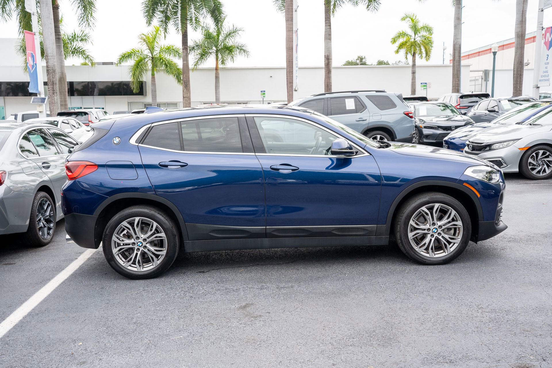 Used 2019 BMW X2 xDrive28i w/ Convenience Package AWD/4WD image 4