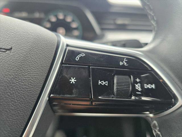 Used 2024 Audi Q8 e-tron Prestige w/ Prestige Package image 35