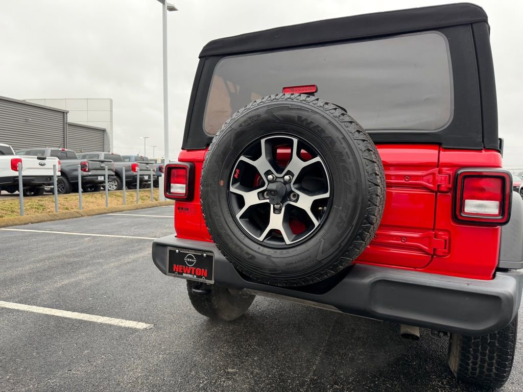 Used 2018 Jeep Wrangler Sport image 30