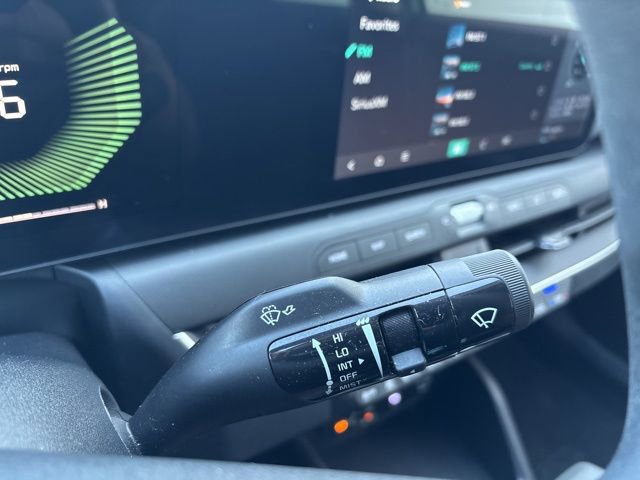 Used 2025 Kia K4 LXS image 22