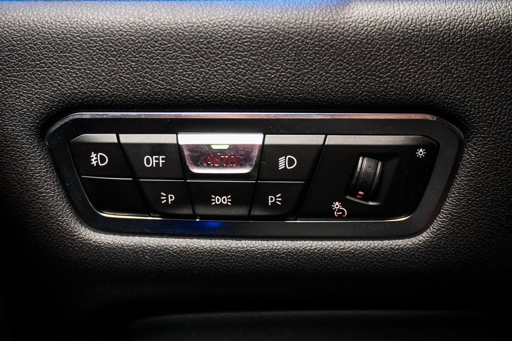 Used 2021 BMW X5 xDrive45e w/ Premium Package image 29