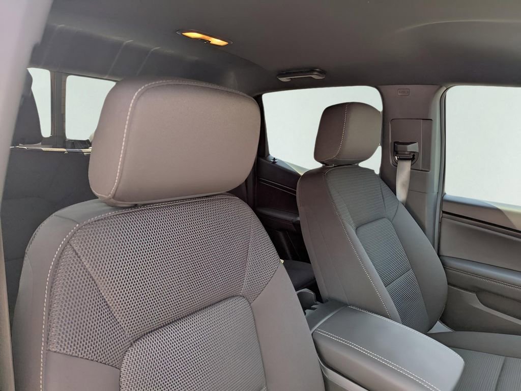 New 2026 GMC Canyon Elevation w/ Convenience Package image 19