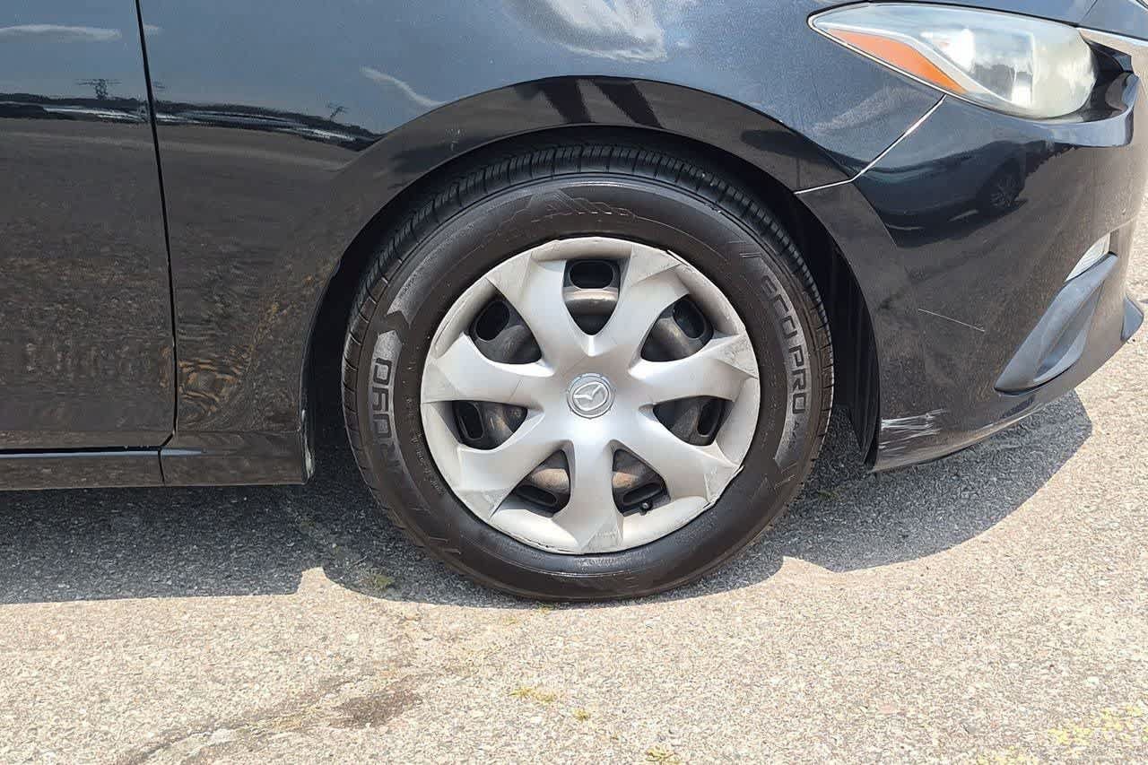 Used 2015 MAZDA MAZDA3 i Sport FWD image 13