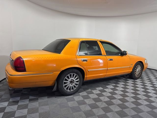 Used 2010 Mercury Grand Marquis LS image 6