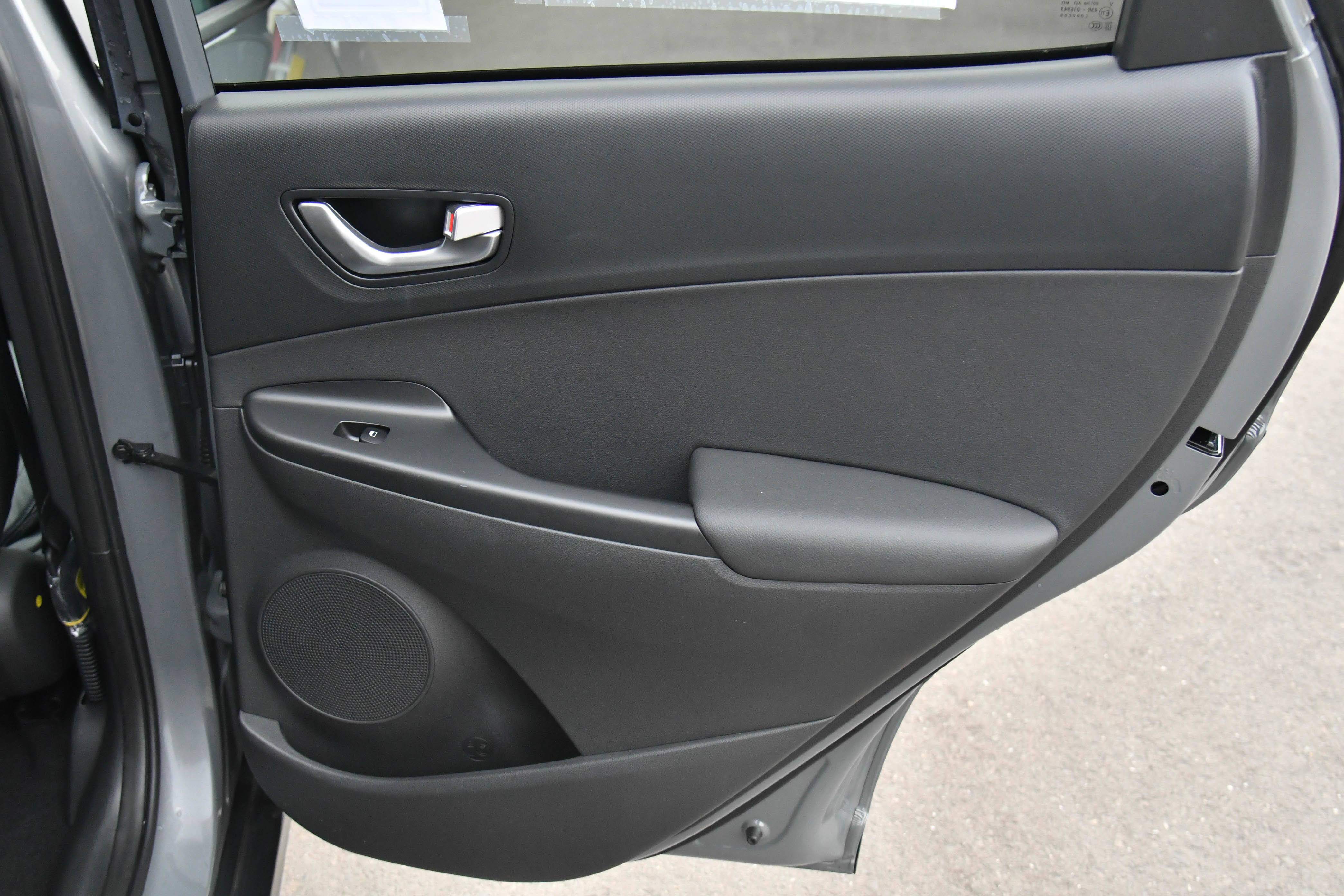 Used 2023 Hyundai Kona Limited image 42