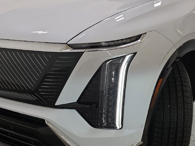 New 2027 Cadillac Vistiq Luxury AWD/4WD image 28