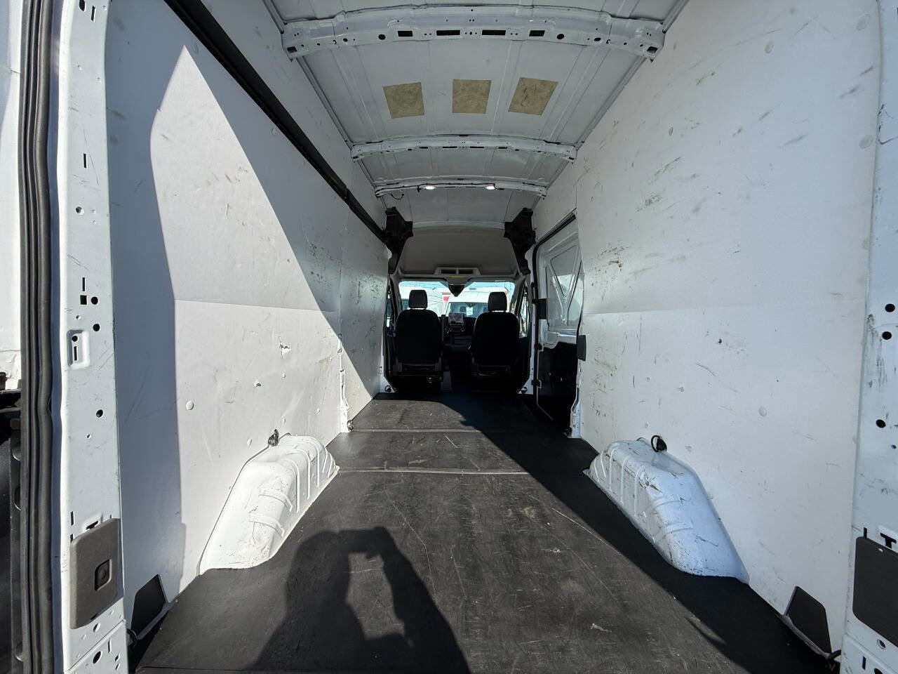 Used 2020 Ford Transit 250 148 High Roof AWD image 10