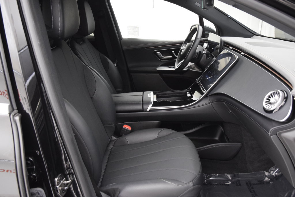 Used 2024 Mercedes-Benz EQE 350+ SUV image 15