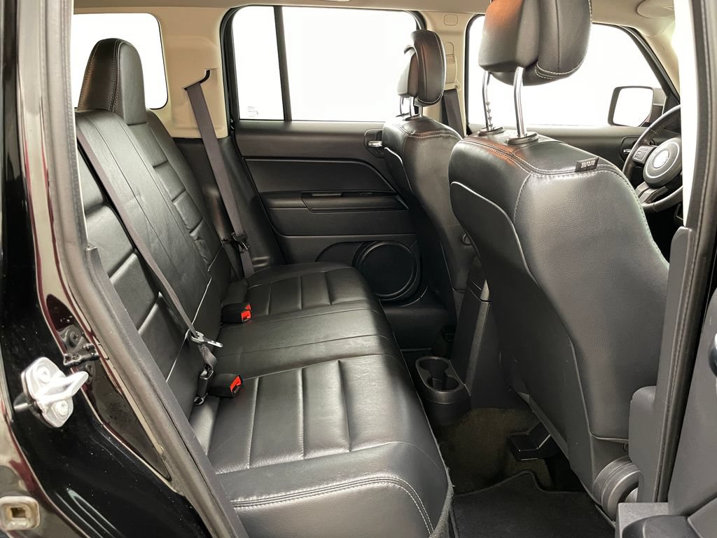 Used 2017 Jeep Patriot High Altitude AWD/4WD image 36
