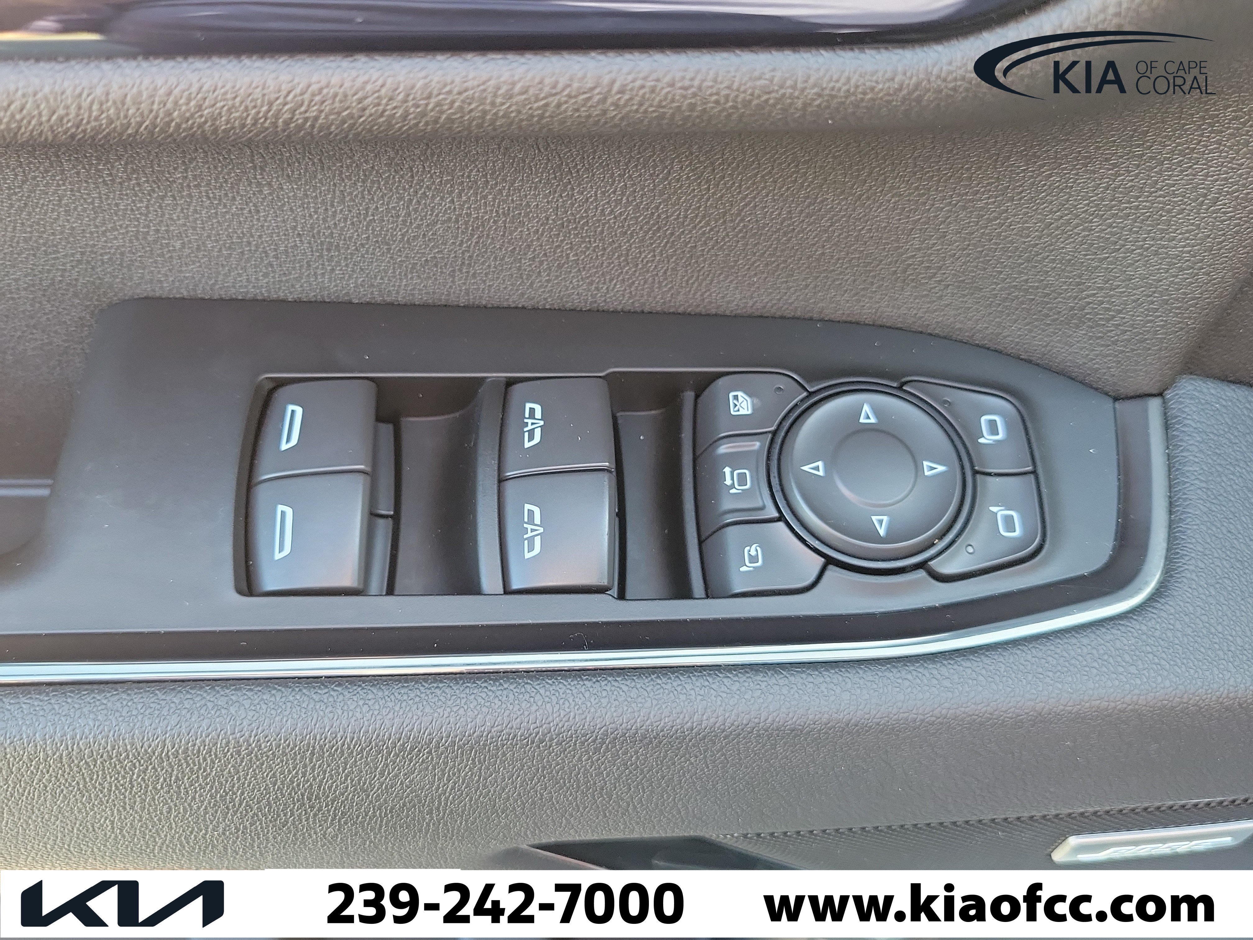 Used 2026 GMC Sierra 2500 AT4 AWD/4WD image 23