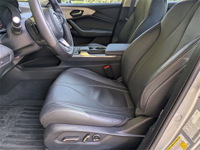 Certified 2025 Acura TLX w/ Technology Package image 21