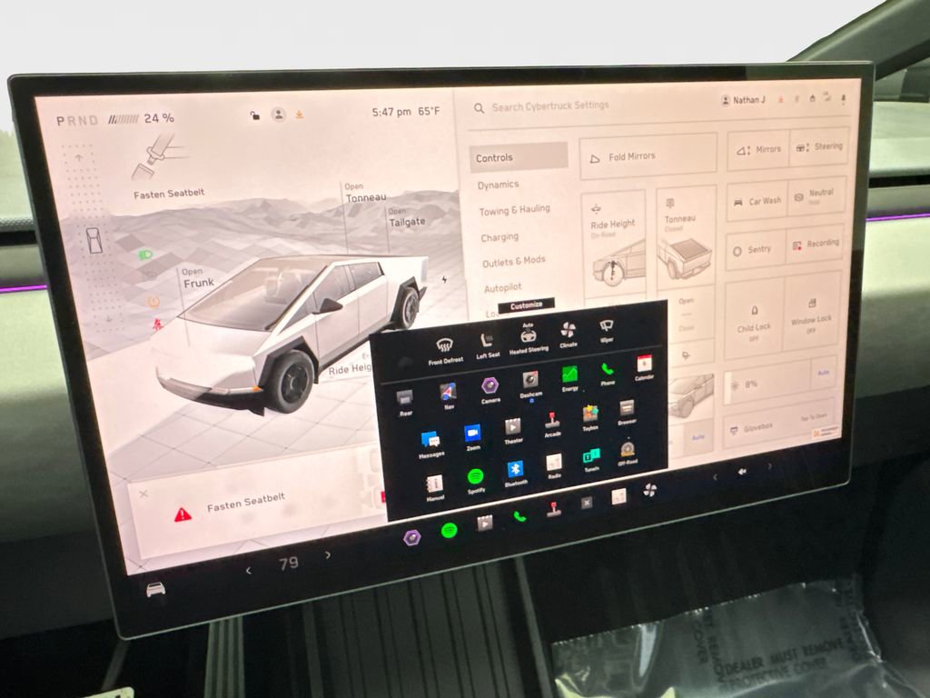 Used 2024 Tesla Cybertruck AWD Crew Cab image 55