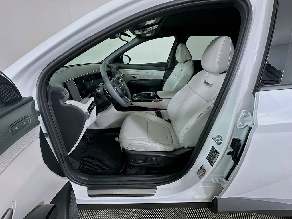 New 2026 Hyundai Tucson Limited image 16