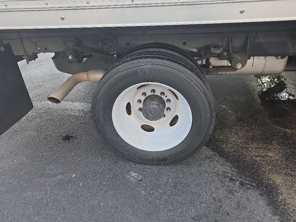 Certified 2022 Ford F550 2WD Regular Cab Super Duty image 19