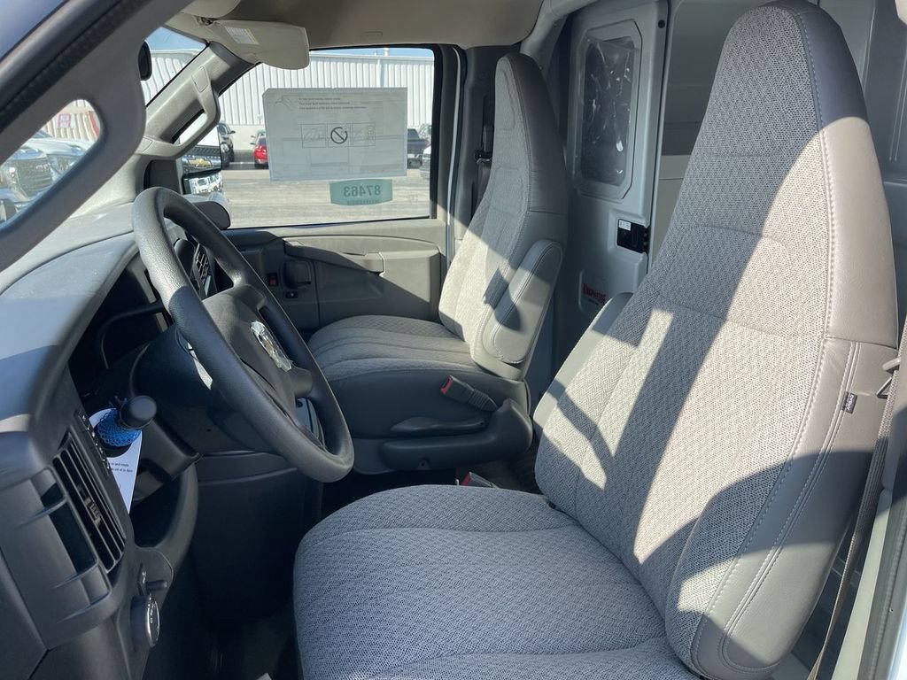 New 2025 Chevrolet Express 3500 w/ Power Convenience Package RWD image 6