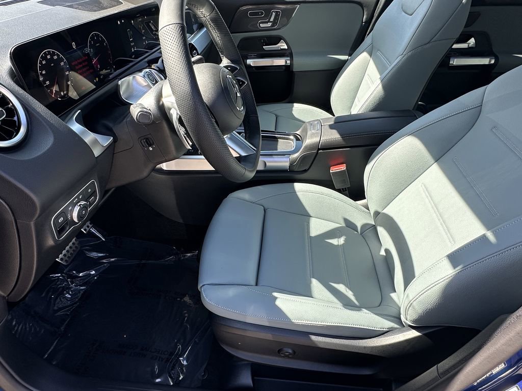 New 2026 Mercedes-Benz GLB 250 image 12