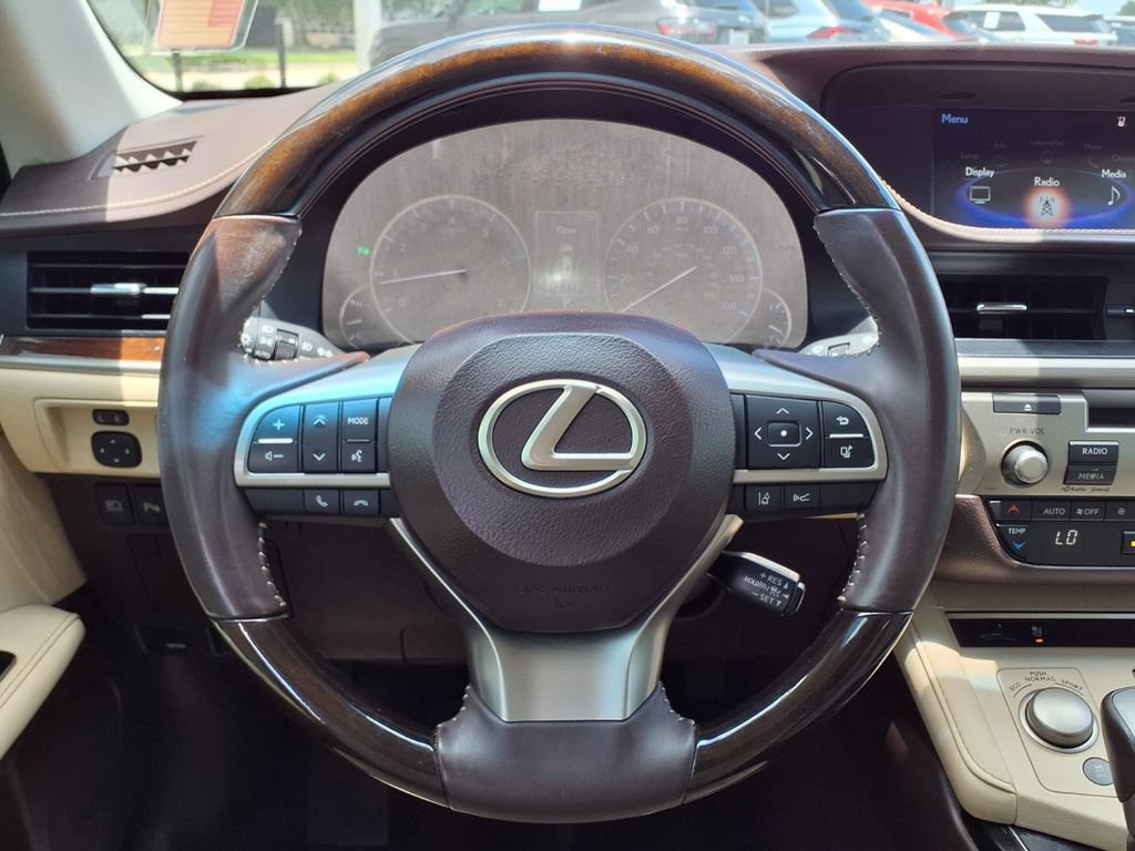 Used 2017 Lexus ES 350 w/ Premium Package FWD image 32