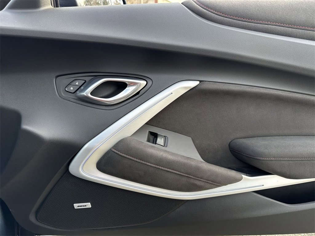 Used 2019 Chevrolet Camaro ZL1 image 25