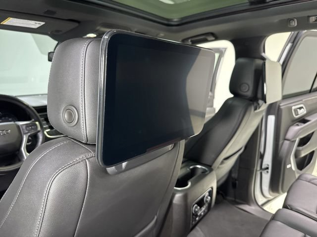 Used 2021 Chevrolet Tahoe Z71 w/ Luxury Package AWD/4WD image 31