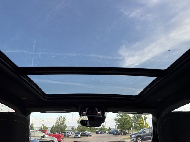 New 2026 RAM 1500 4x4 Crew Cab image 29