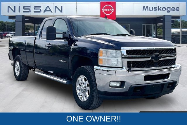 Used 2011 Chevrolet Silverado 2500 LTZ w/ LTZ Plus Package AWD/4WD image 1