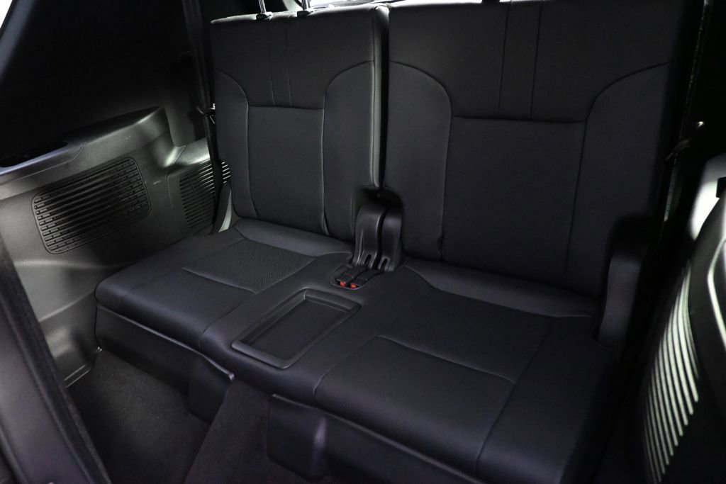 Used 2025 Lexus LX 700h Overtrail w/ Accessory Package (Z1) AWD/4WD image 22