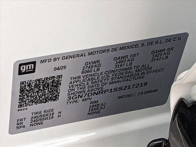 New 2025 Chevrolet Equinox EV LT image 17