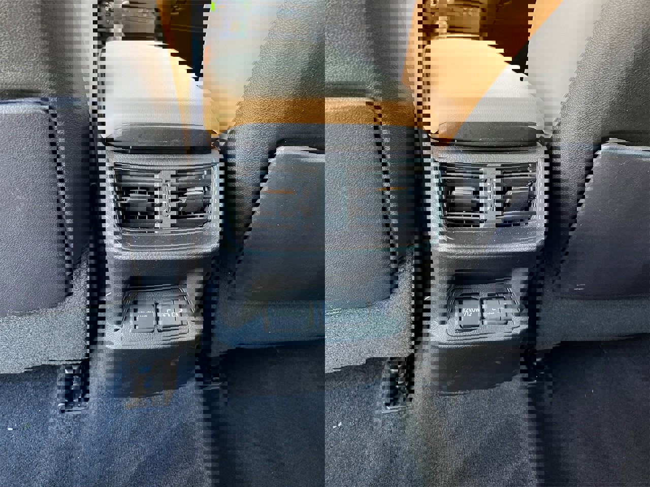 Used 2023 Lexus ES 300h w/ Premium Package image 27