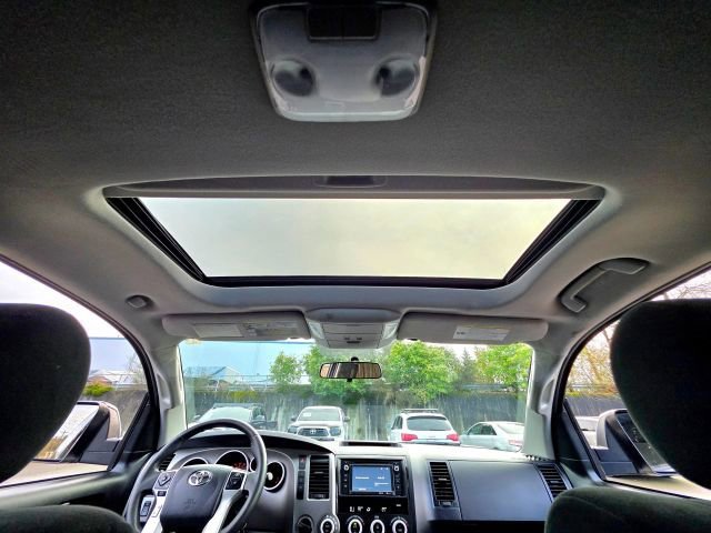 Used 2015 Toyota Sequoia SR5 image 22