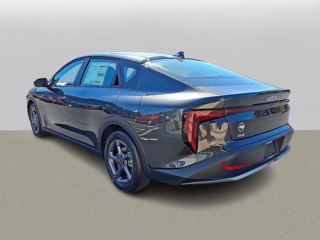 New 2025 Kia K4 LXS image 3