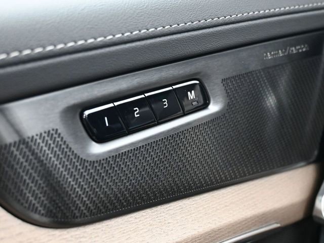 New 2026 Volvo XC90 B6 Ultra w/ Protection Package image 30
