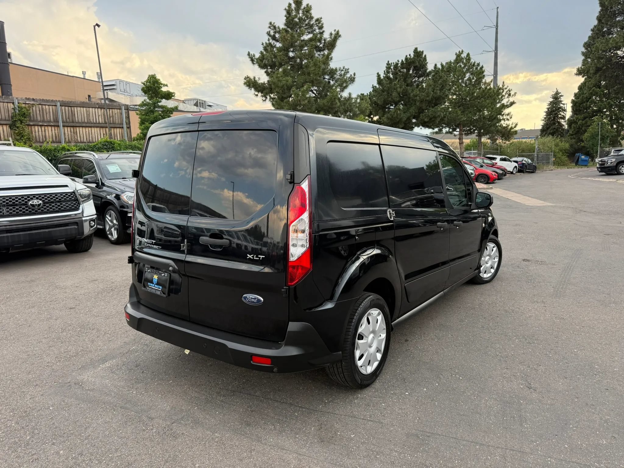 Used 2021 Ford Transit Connect XLT FWD image 8
