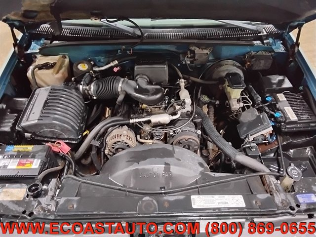 Used 1998 Chevrolet Silverado 1500 4x4 Extended Cab w/ Preferred Equipment Group 2 image 9