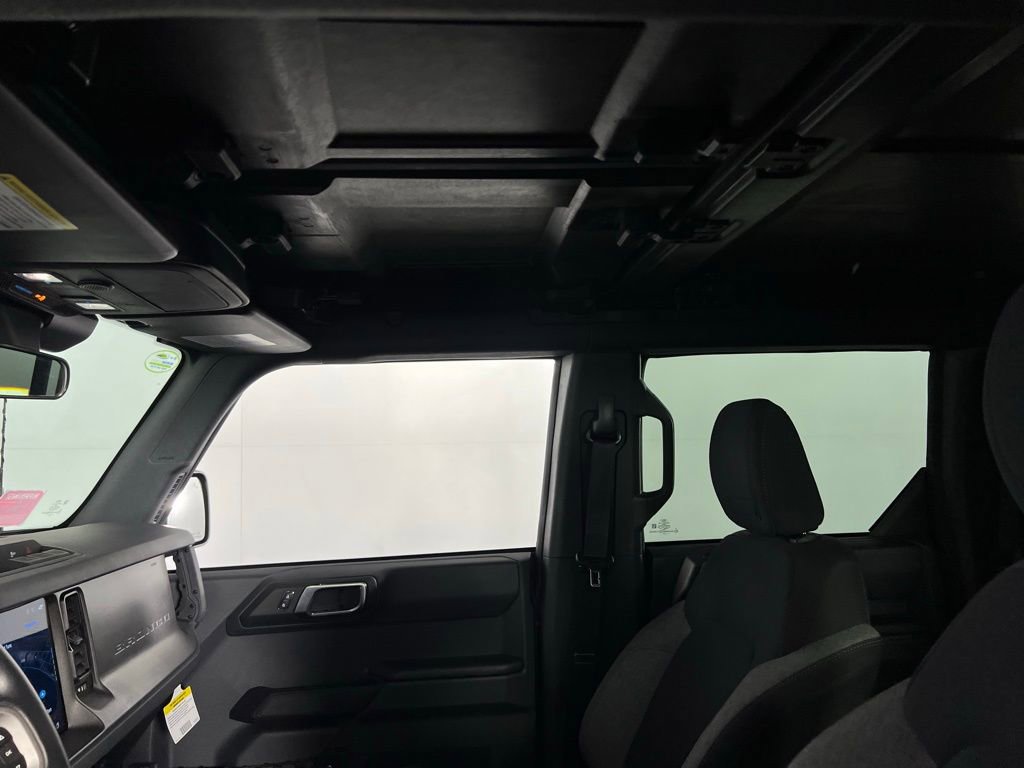 Used 2025 Ford Bronco Big Bend image 25