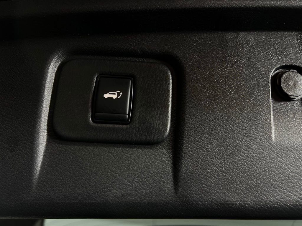 Used 2024 Nissan Murano SL image 30