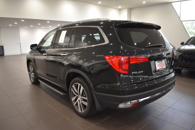 Used 2017 Honda Pilot Touring image 5