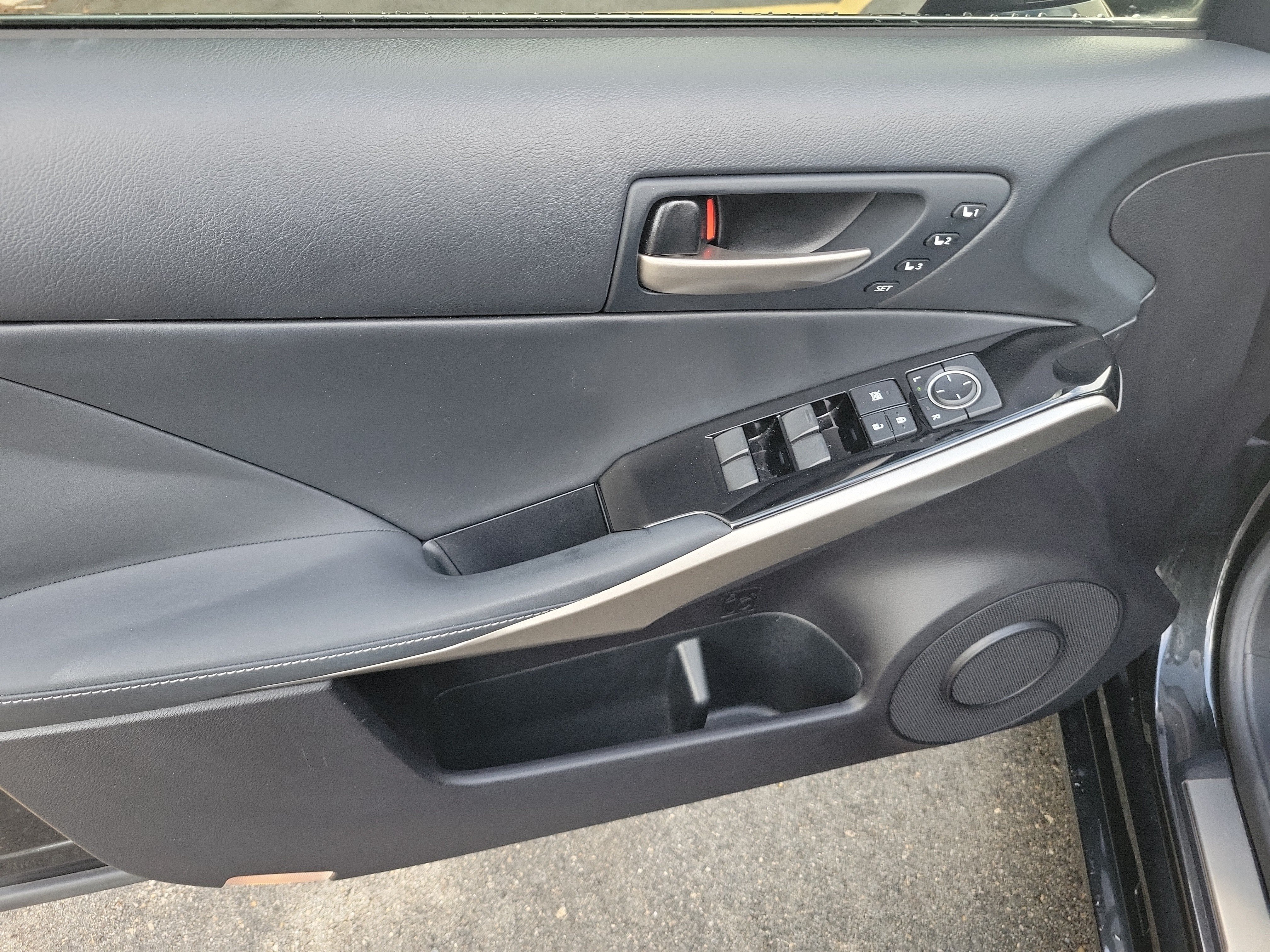 Used 2019 Lexus IS 300 w/ Premium Package RWD image 18