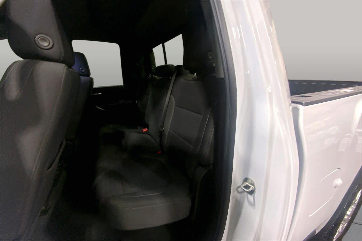 Used 2022 GMC Sierra 2500 SLE w/ SLE Value Package; AWD/4WD image 21