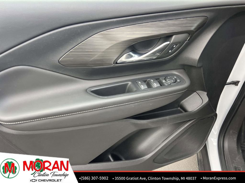 Certified 2023 GMC Terrain SLE w/ Driver Convenience Package image 14