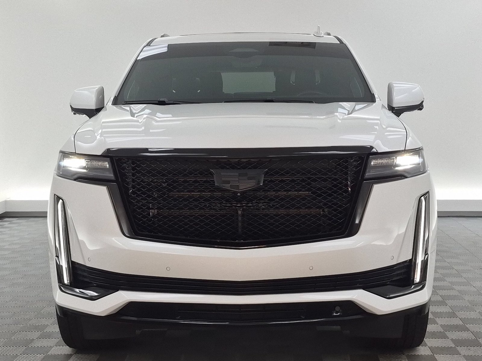 Used 2024 Cadillac Escalade Sport Platinum AWD/4WD image 6