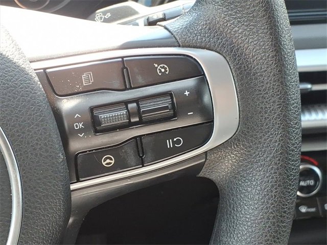 Used 2022 Kia K5 LXS image 23