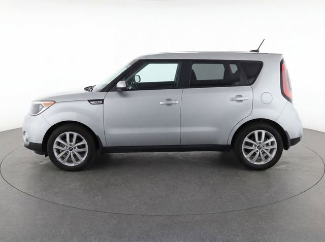 Used 2017 Kia Soul + FWD image 6