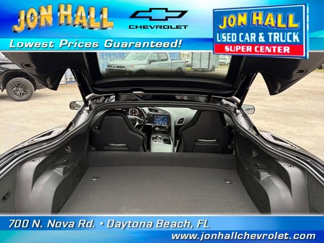 Used 2019 Chevrolet Corvette Stingray Coupe w/ 1LT image 11