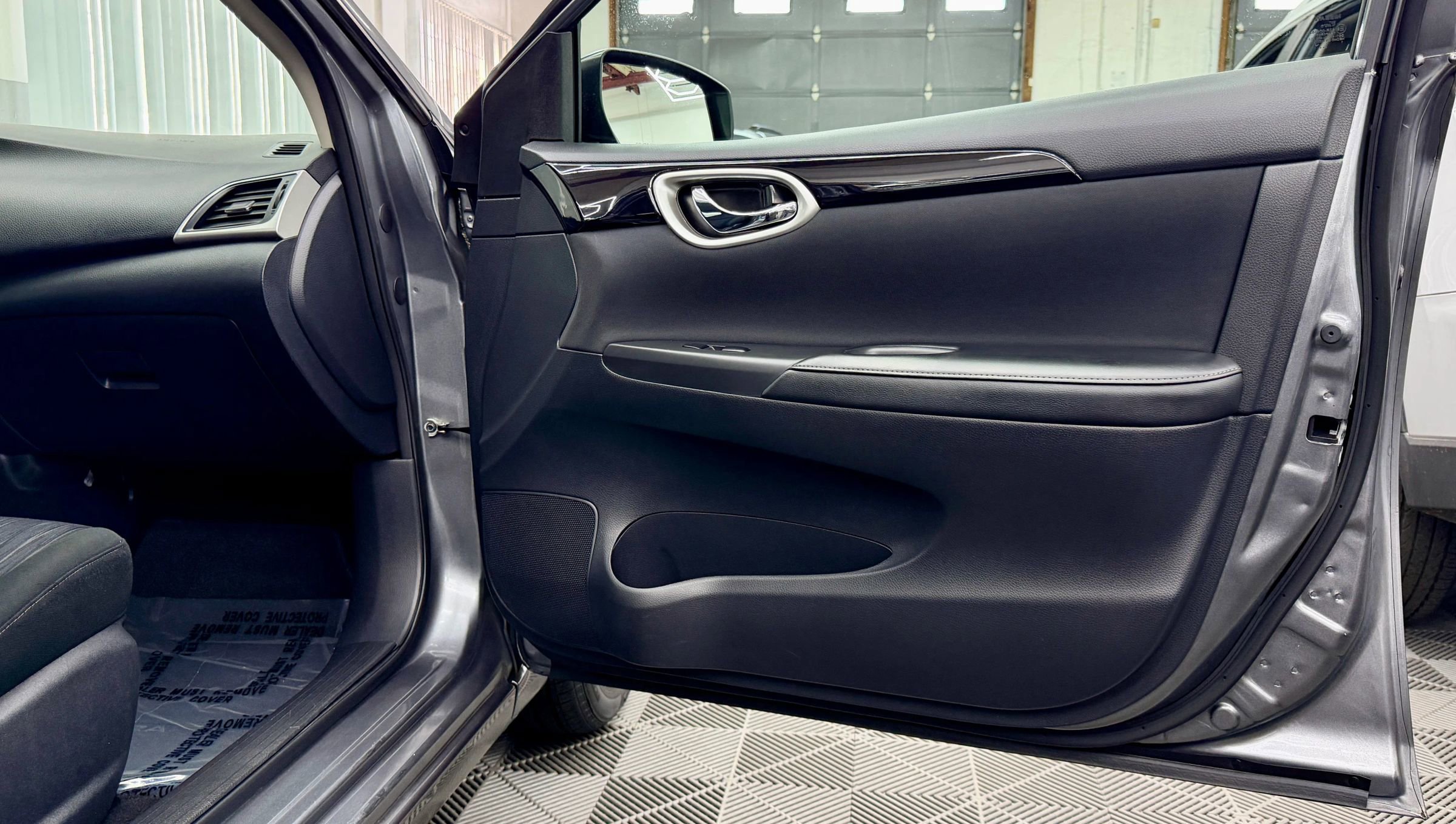 Used 2019 Nissan Sentra SV image 7