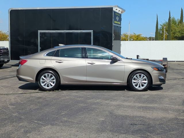 Used 2025 Chevrolet Malibu LT FWD image 9