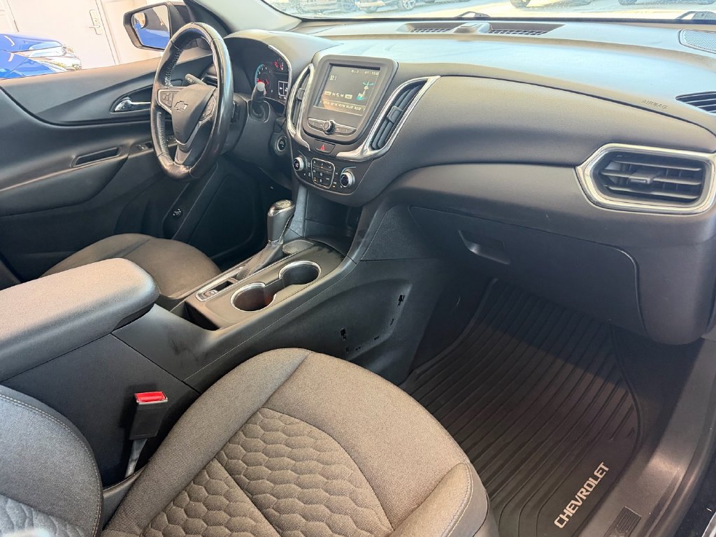 Used 2018 Chevrolet Equinox LT FWD image 17