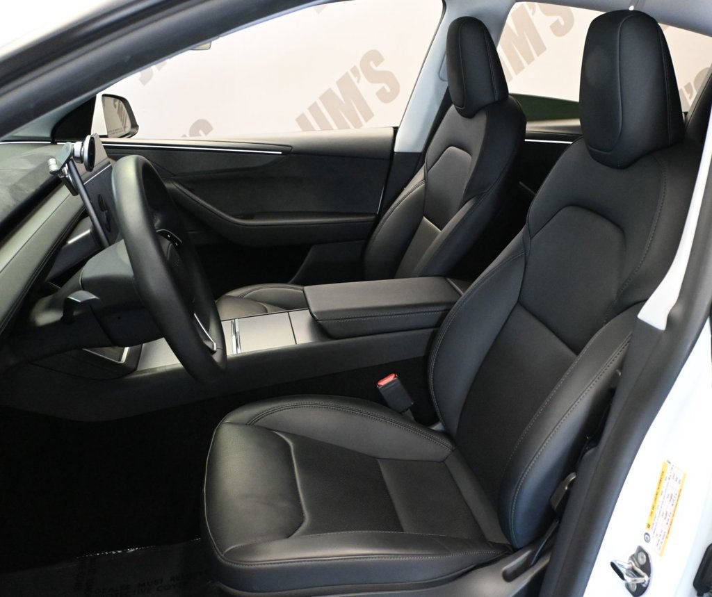 Used 2026 Tesla Model Y Long Range AWD/4WD image 14