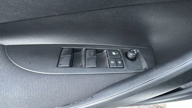 Used 2024 Toyota Corolla LE image 12